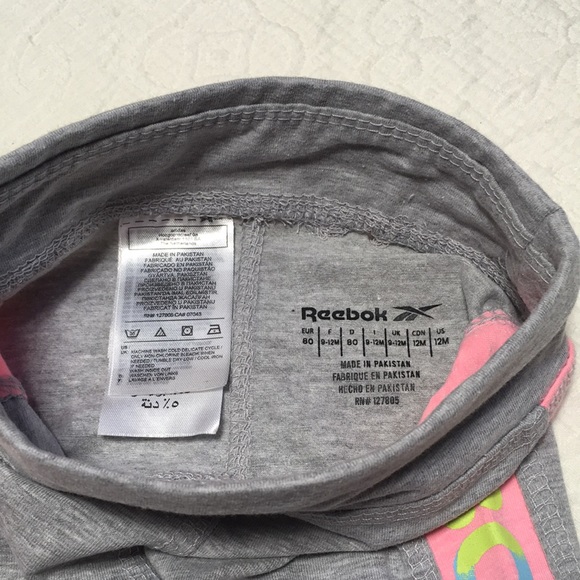 12m (3/$20) Reebok 2-Piece Summer Activewear - Picture 15 of 16